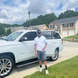 Meet your Posher, Luis